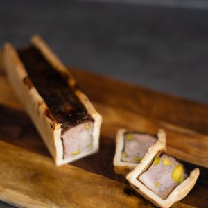 Pâté en croûte cocktail pistache